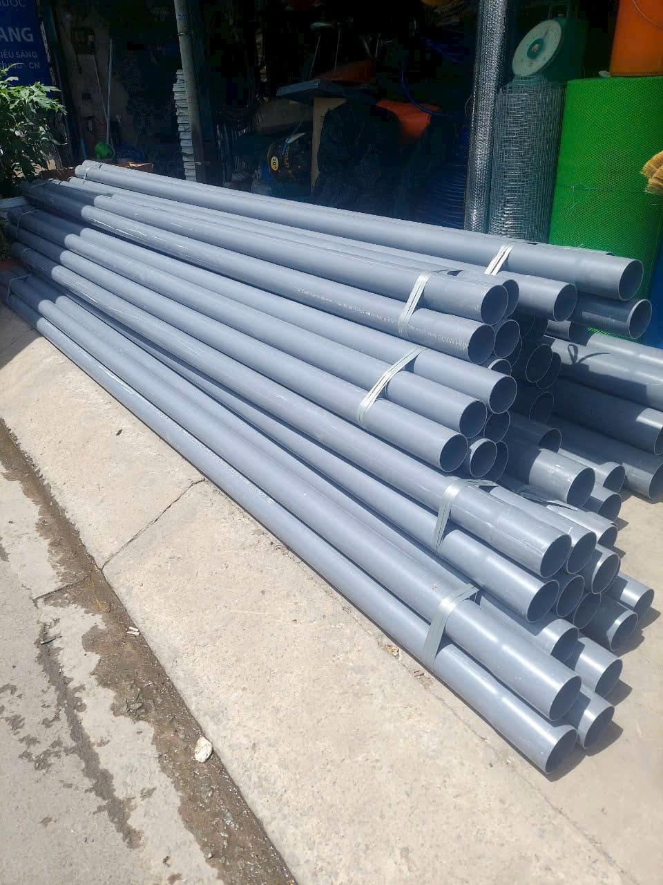 Ống Nhựa uPVC D114 Quốc Trung